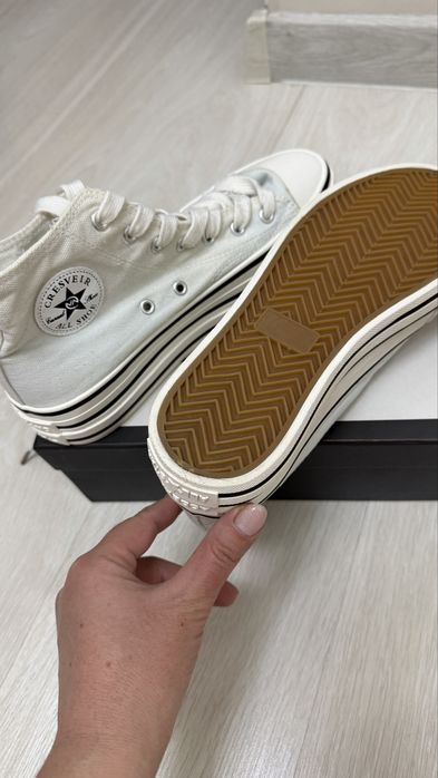 Кеды  обсолютно новые