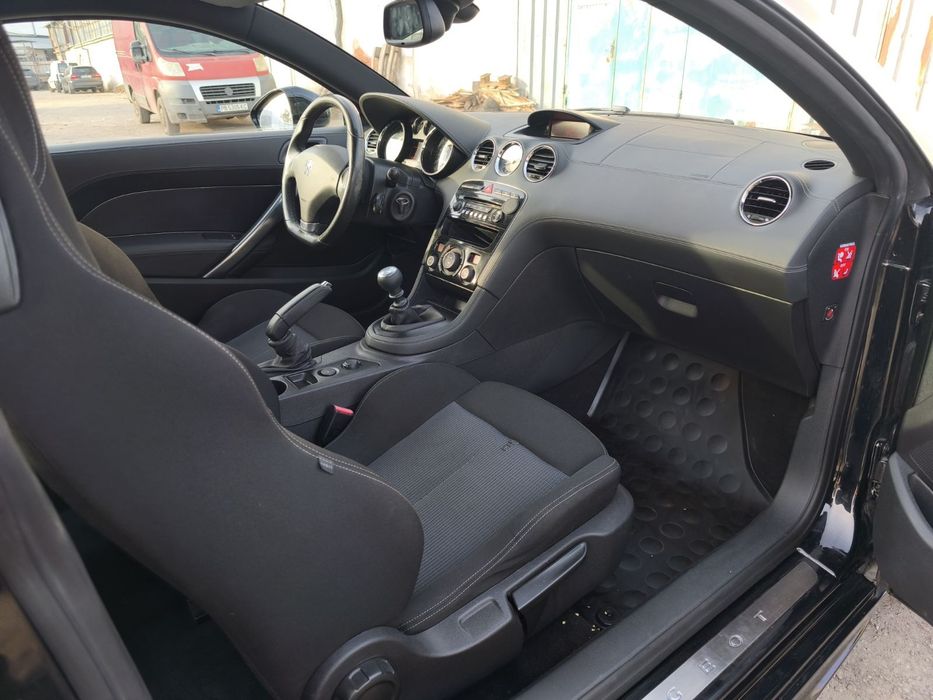 Продава се Peugeot RCZ