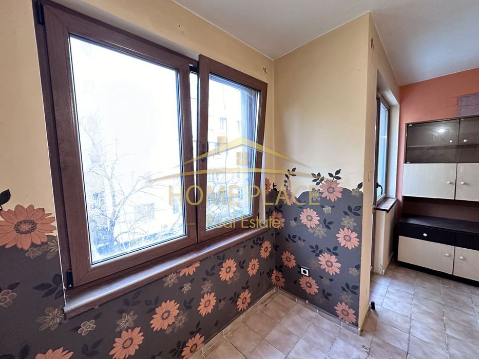 Продава се Тристаен апартамент в Варна, Лятно кино Тракия - 108 кв.м за 1800 €/кв.м - Снимка #3