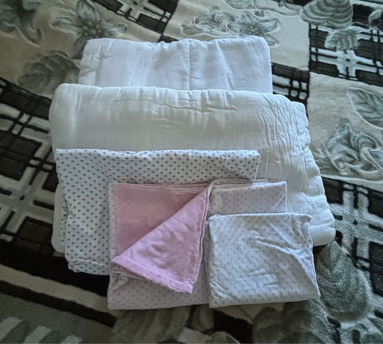 Бортики в кроватку