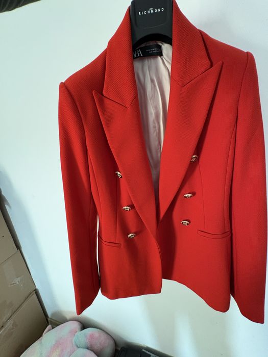 Sacou Zara Rosu cu butoni