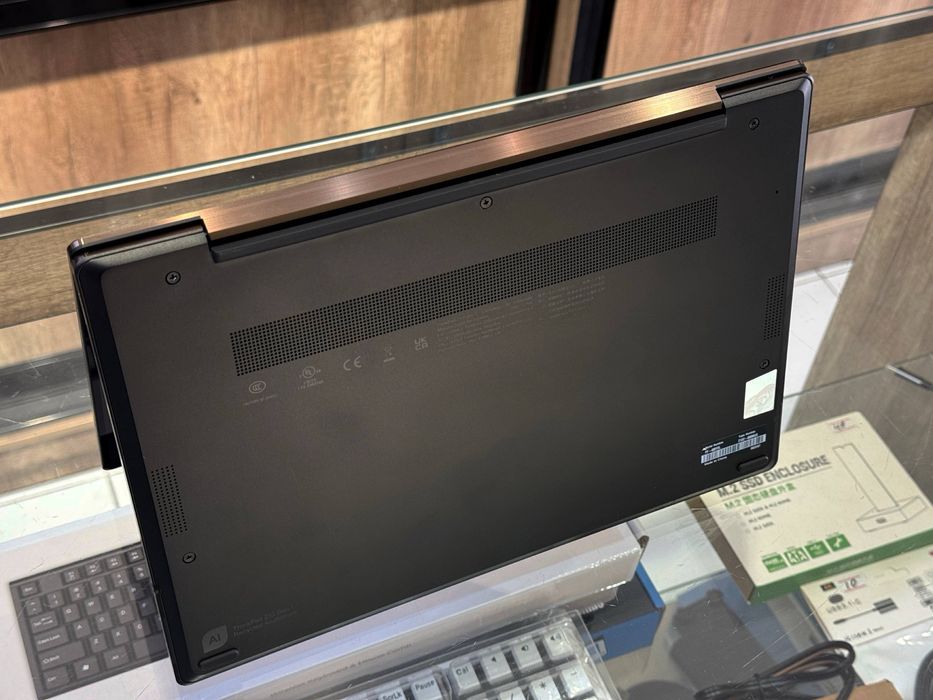 Lenovo ThinkPad Z13 Gen 1