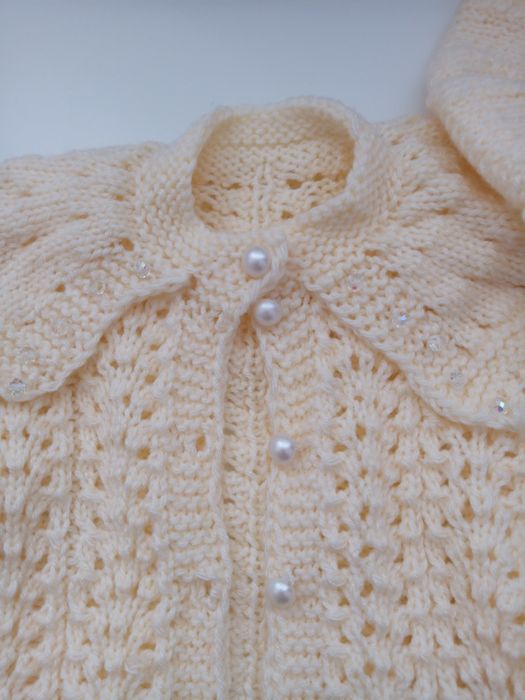 Costumas superb lucrat de mana