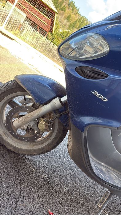 Vând scuter sau schimb cu masina