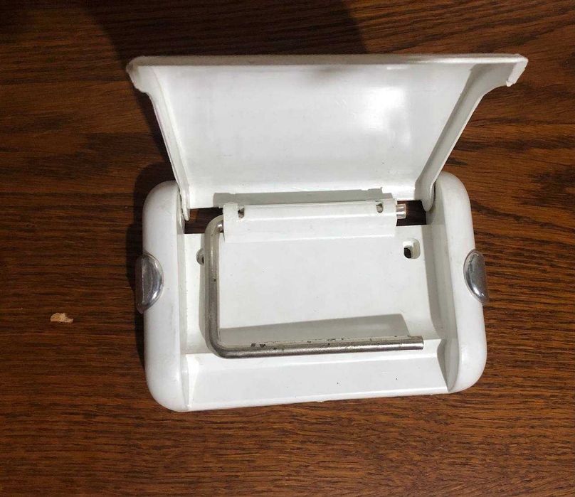 туалетные держатели для бумаги и полотенец