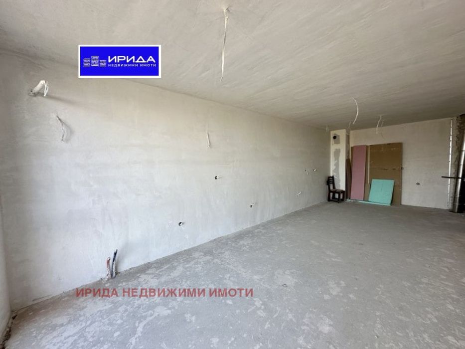 Тристаен апартамент в Манастирски ливади