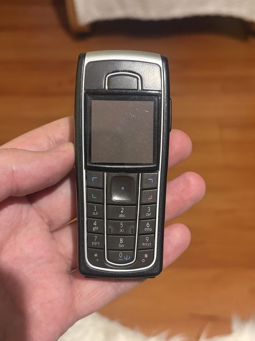 Telefoane cu butoane
