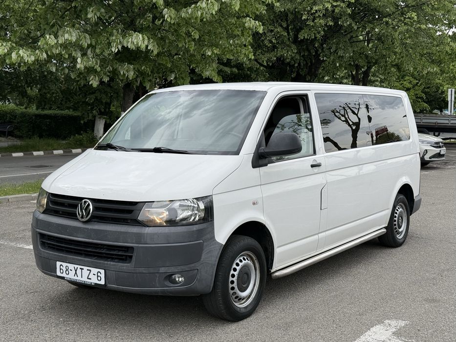 VW Transporter T5 Modelul Lung 2.0 Tdi Euro 5 cu 8+1 Locuri