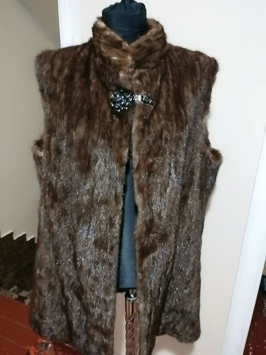 Норковая шуба новая размер 48/54 в наличии есть