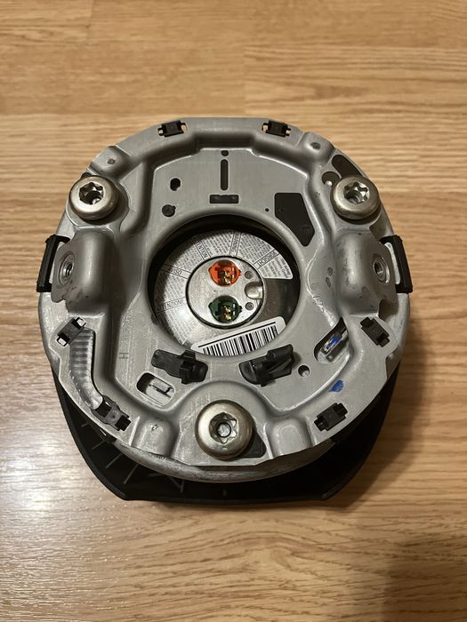 Airbag Audi, аербег ауди три лъчев