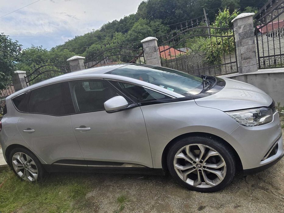 Renault scenic  euro 6