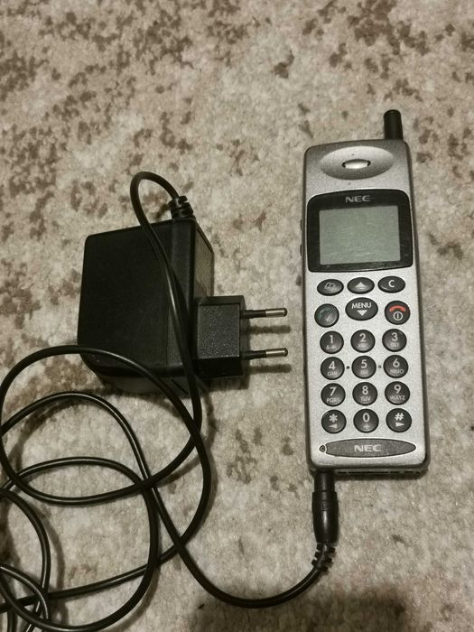 Мобилен телефон NEC mp5j1G1