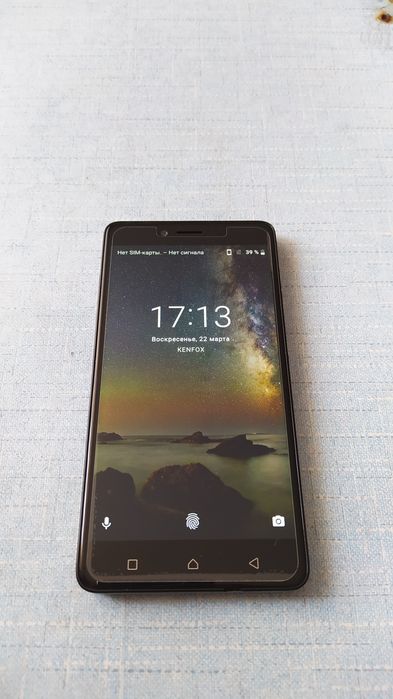 Продам  телефон.