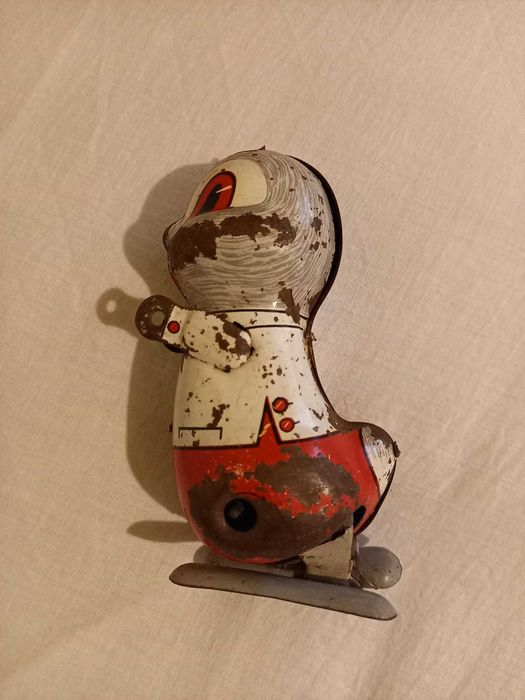 Jucărie veche tablă iepuras Metaloglobus iepuraş