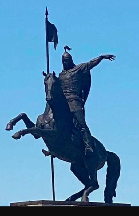 31Б-19дом.2комн. По суточ/час/2000