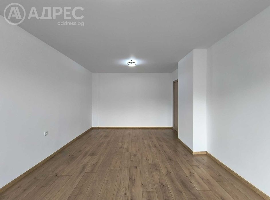 Двустаен апартамент, Родина 2, 61 кв.м., ет. 6/8, след ремонт