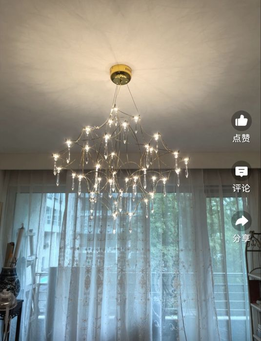 Продам люстру в гостиную/зал/хол