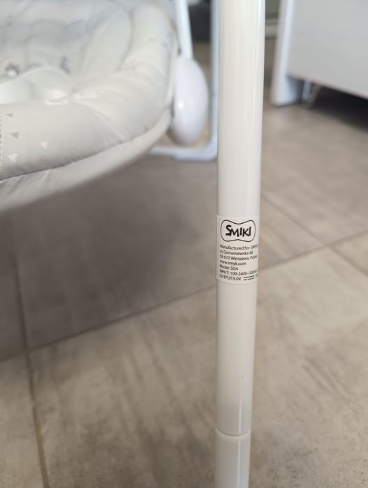 Vând balansoar + cădiță ( folosita o singura data)