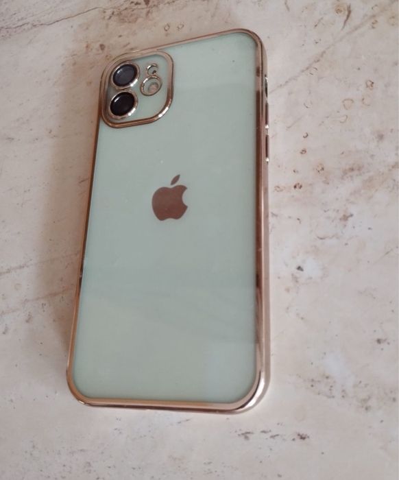 Vand husa iphone 12