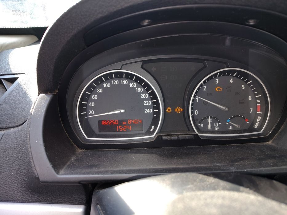 Vând BMW X3 in stare buna