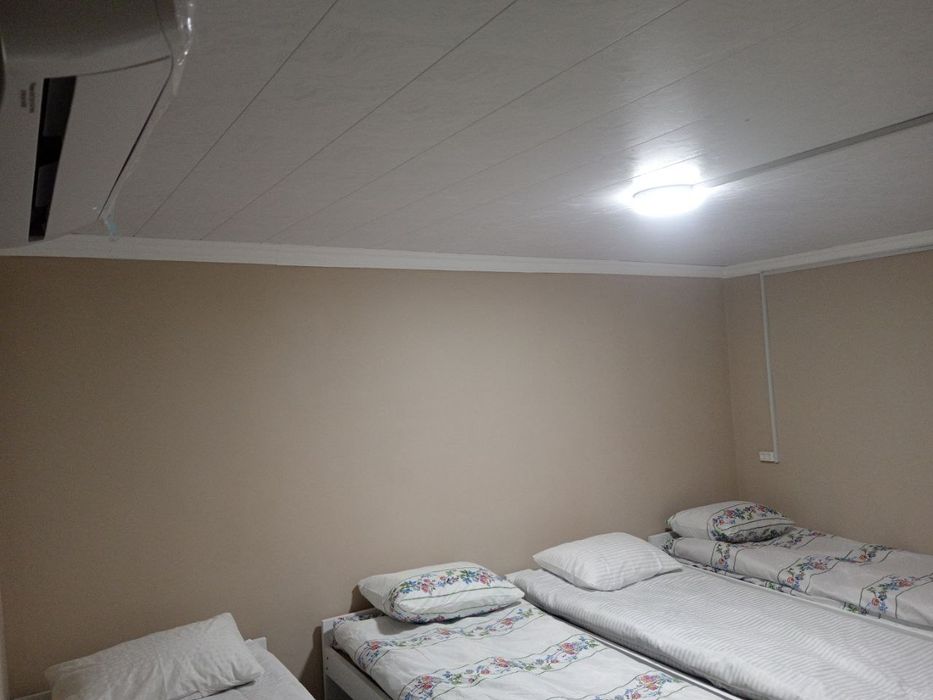 Метро Чорсу хостел гостиница алохида хоналаримиз бор
4-кишилик хона ой