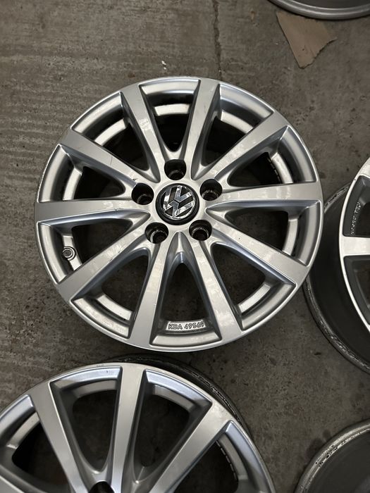 Jante originale 16 5 112 Wv Passat Touran Saran Tiguan Jetta Golf 5 6