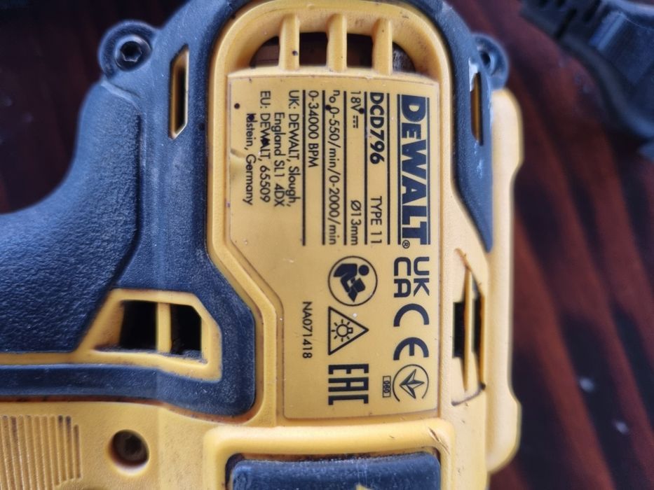 Avitator  DEWALT  DCD796