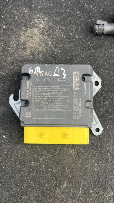 Centralina calculator unitate airbag audi Q3 2019 F3 piese dezmembrari