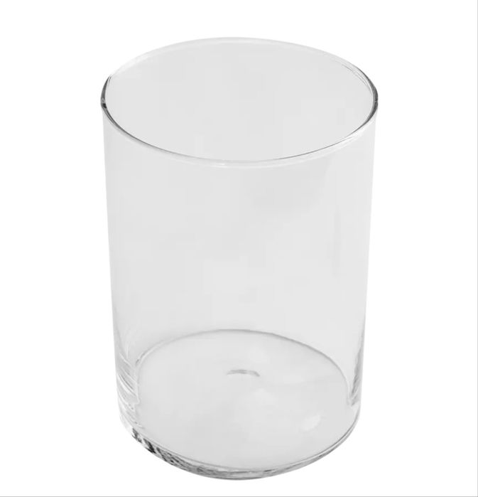 Стеклянная ваза для цветов