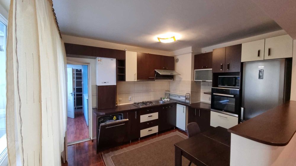 PF dau in chirie apartament cu 3 camere + parcare sau garaj