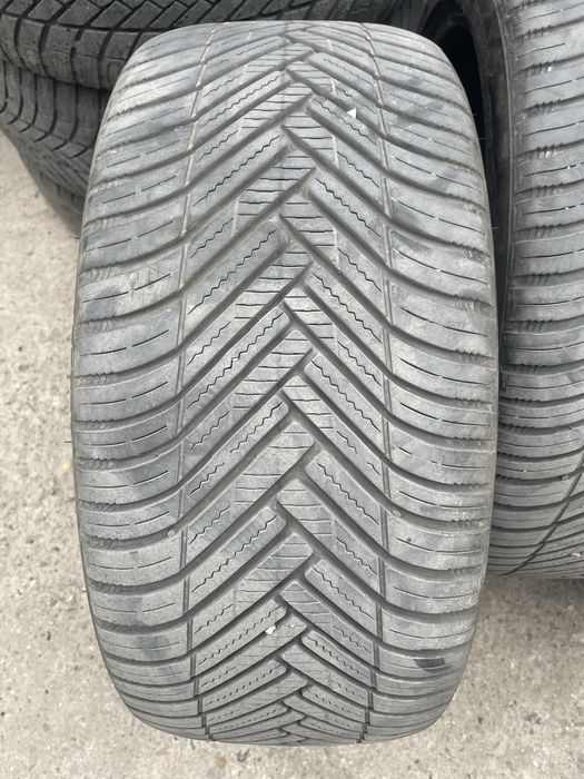 235 35 19 Hankook
