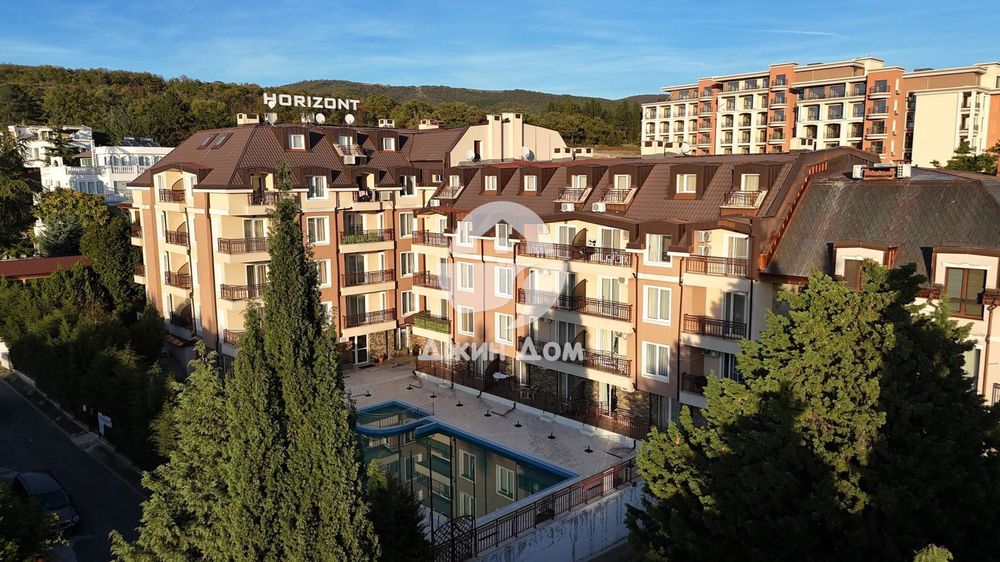 Продава се Тристаен апартамент в к.к. Слънчев бряг - 110 кв.м за 571 €/кв.м - Снимка #10