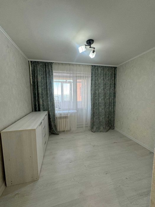 Продам квартиру Абая 135