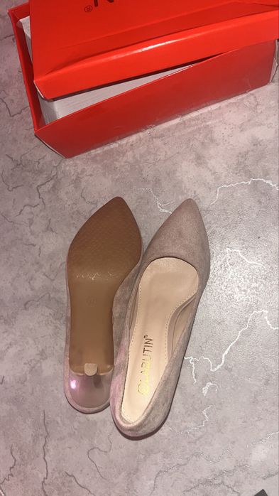 Каблуки не б/у в норм качестве