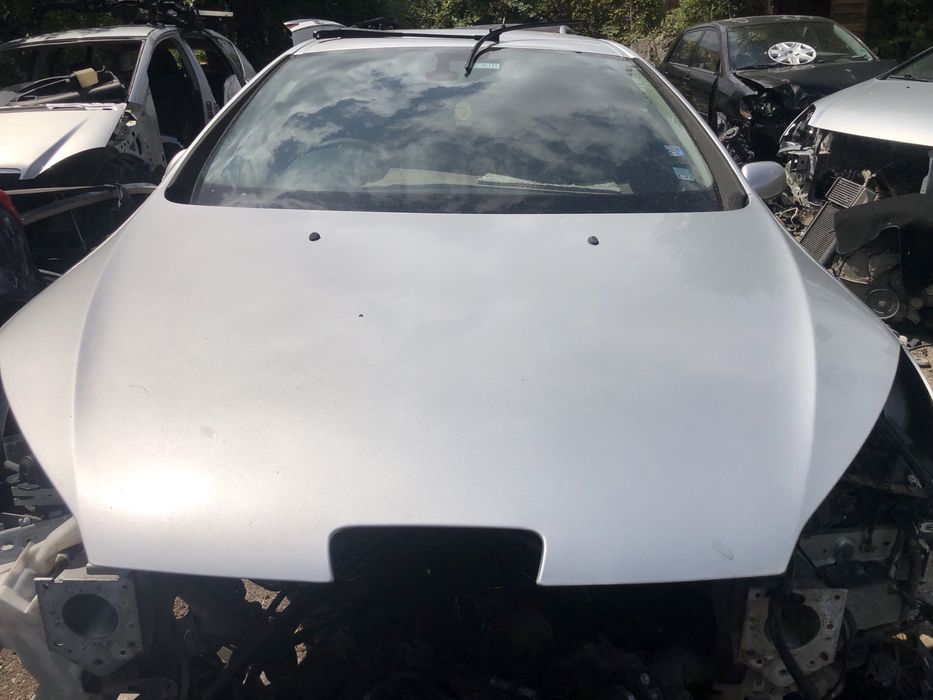 Преден капак за peugeot 407 пежо 407