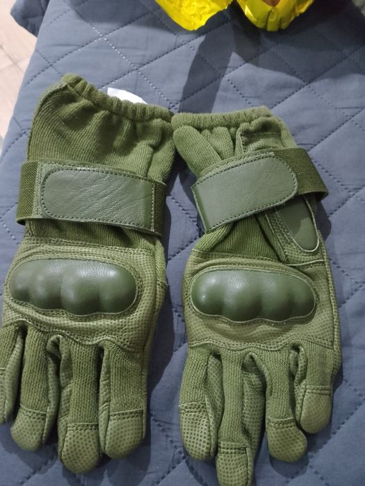 Mănuși tactice noi
