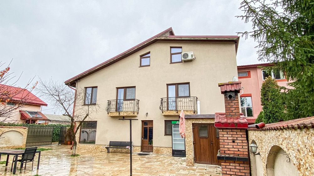 Locație evenimente private, majorate, aniversari.