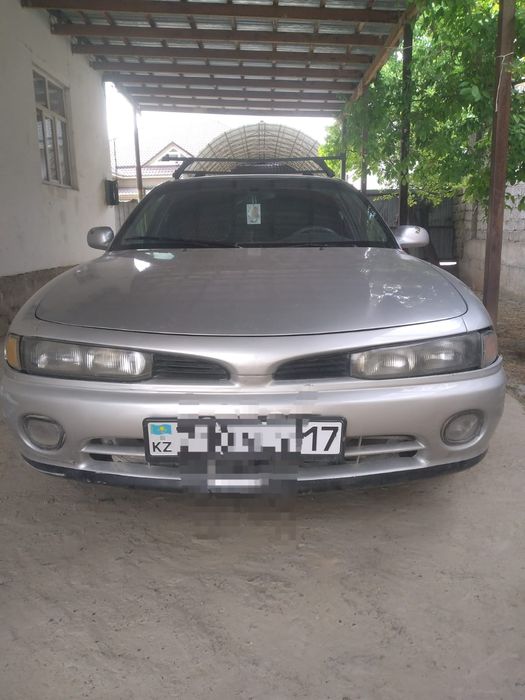 Митсубитси галант