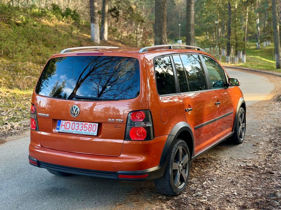 Volkswagen Touran Cross 2008 facelift highline