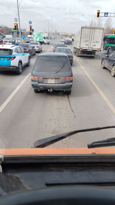 Продам 2 Ниссана прерия