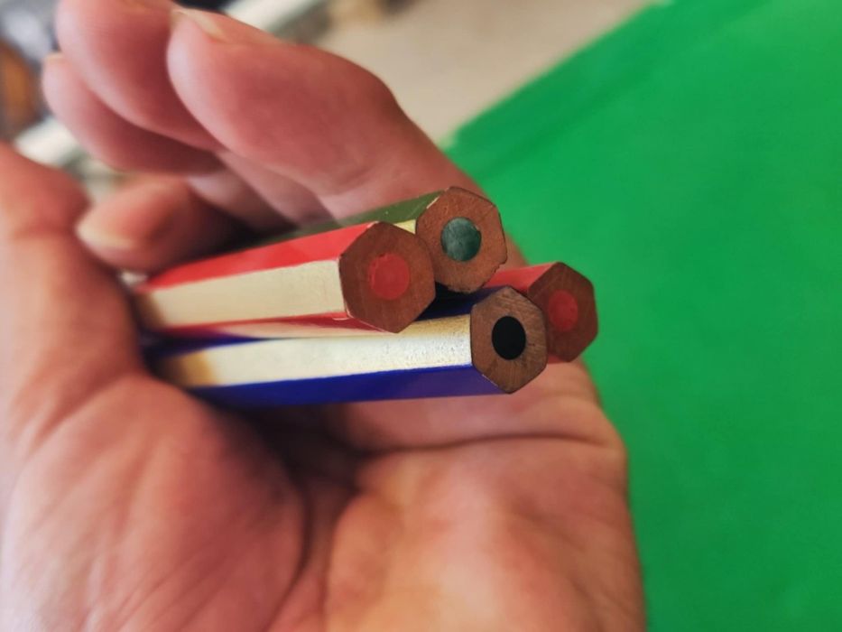 Стари нови цветни моливи Johann Faber goldfaber