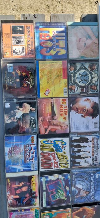 Lot 70 CD uri muzica