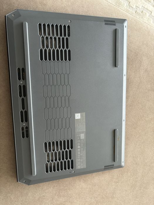 Lenovo LOQ 15ARP