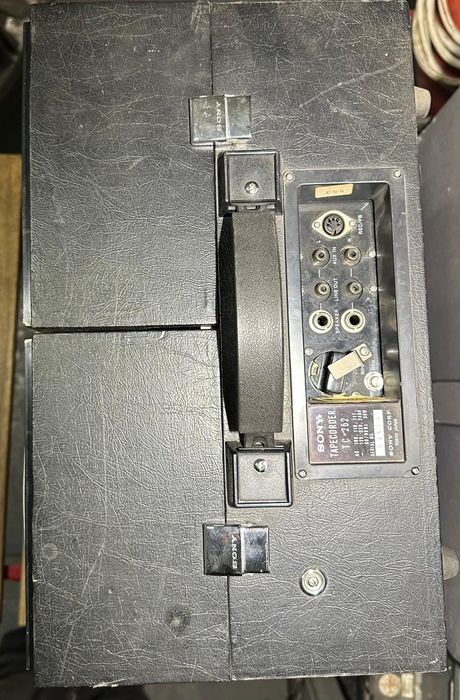 Vand Magnetofon Sony TC252