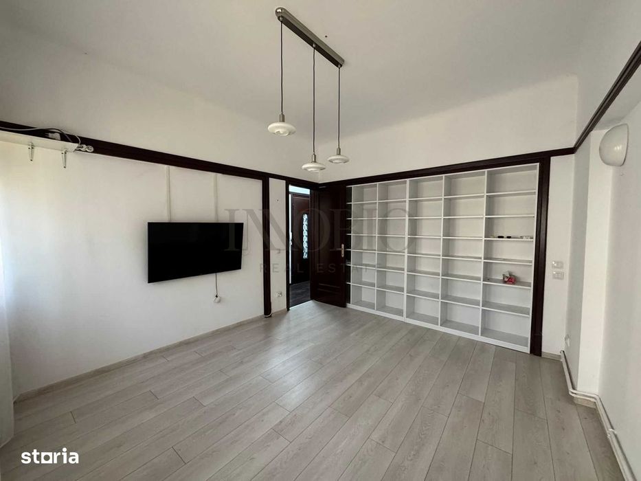 Apartament 5 camere in imobil Art-Deco recondiționat | Sala Radio