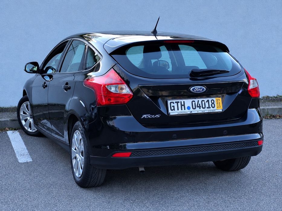 FORD Focus 2011 — imagine 3