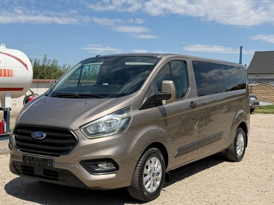 Ford Tranzit Costum/8+1 Locuri/Propietar de Noua