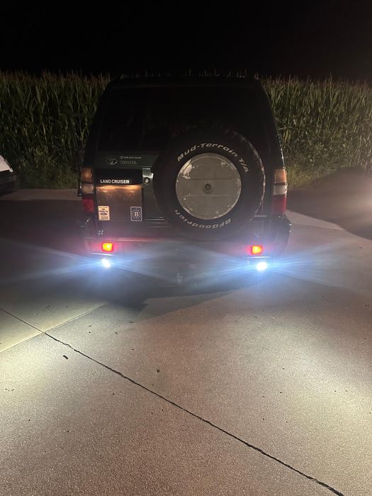 Vand toyota land cruiser 3.0 autoutilitara