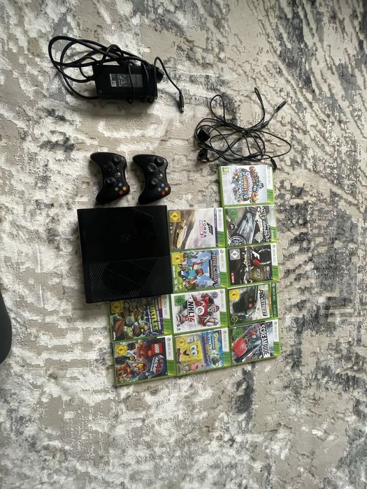 Xbox 360 продам в хорошем состаяние