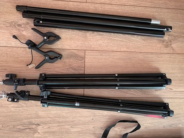 Телескопический металлический штатив